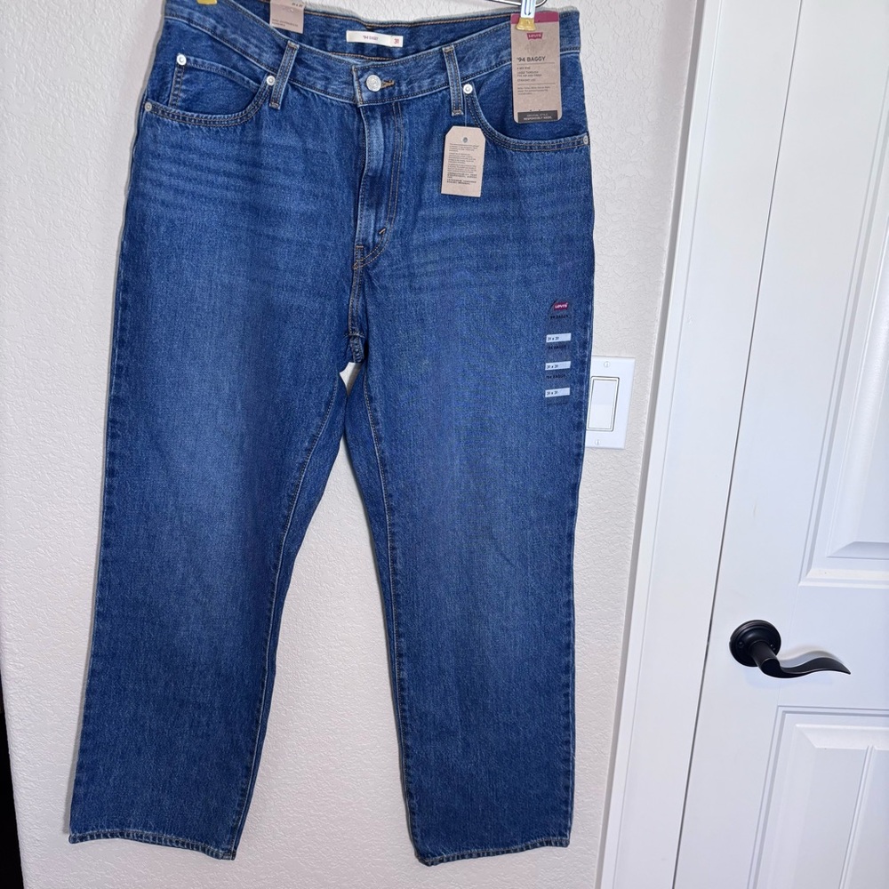 ‘94 Baggy Red Label Levi’sWomen’s Jeans